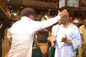 TB Joshua Prays for Moses Adeola